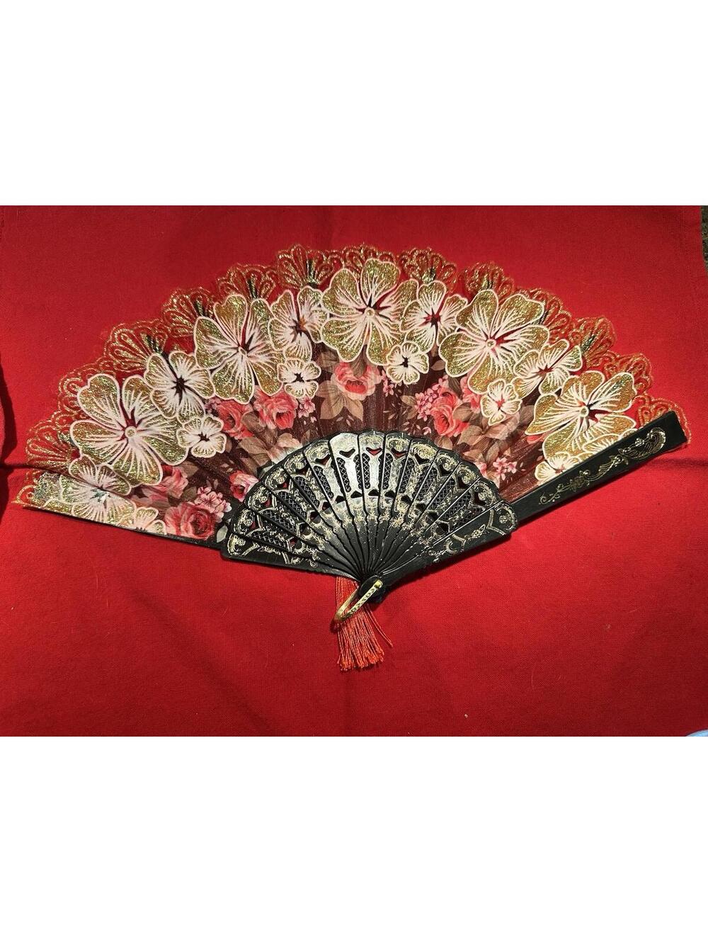Vintage Floral Lace Hand Fan Gold Sparkle Elegant Spanish Folding Fan Red Tassel - Picture 2 of 4